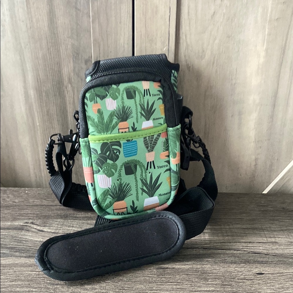 Juggy Hydropouch “Plant Lover” Water Bottle Sling NWOT - Picture 3 of 8
